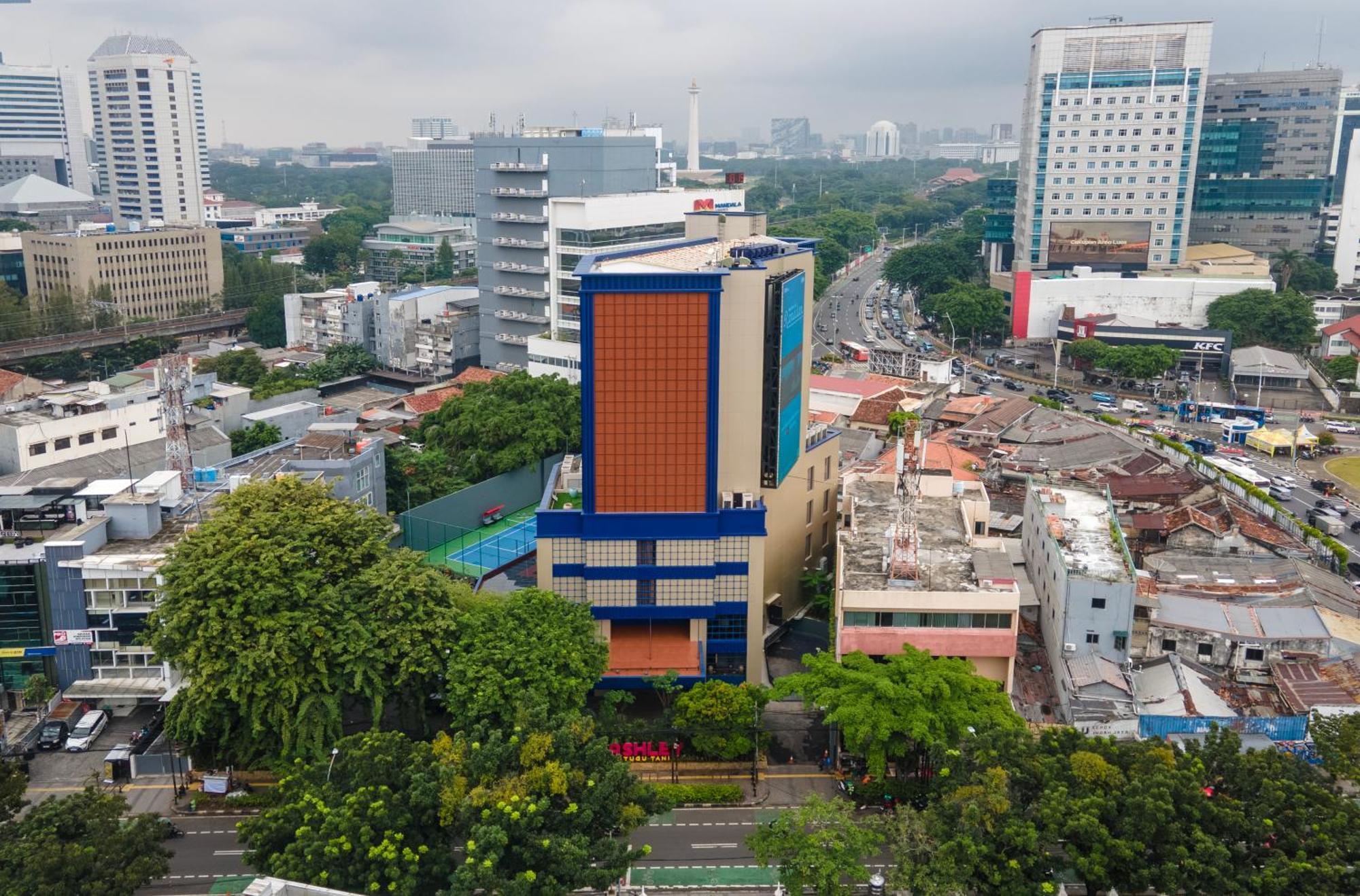 Ashley Tugu Tani Menteng Джакарта Екстер'єр фото